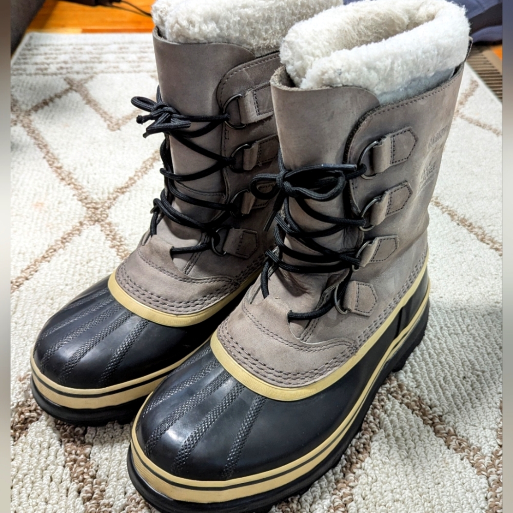 Size 9 Sorel Waterproof Caribou Rubber Boots